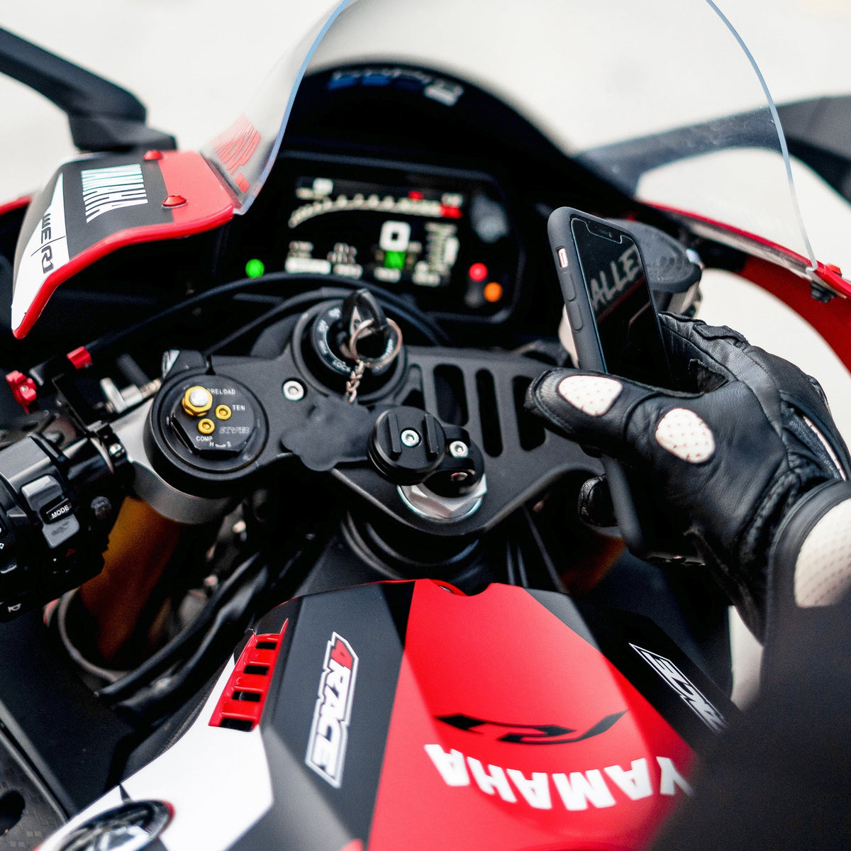 ✨ Set: rouge arrière de base du support de montage + Bobines  Racing-adaptateur Motea Assen M6 rouge ✓ acheter